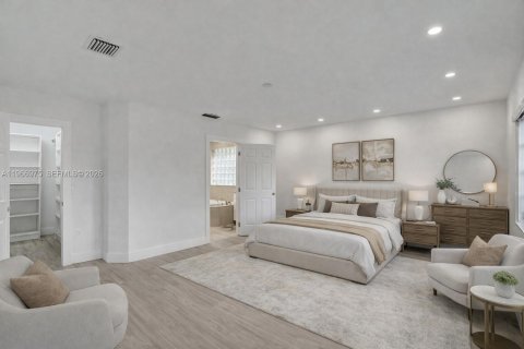 House in Miami, Florida 5 bedrooms, 266.54 sq.m. № 2028624 - photo 15
