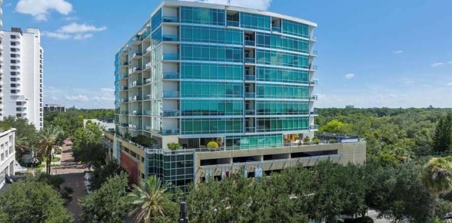 Condominio en Orlando, Florida, 2 dormitorios № 1849838