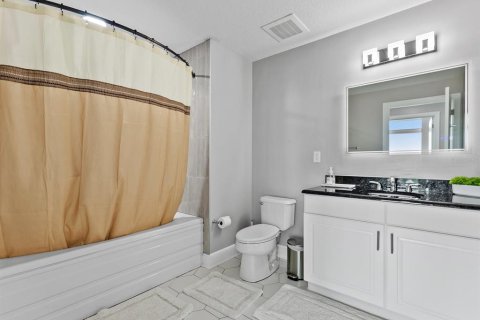 Снять в аренду кондоминиум в Орландо, Флорида 5 комнат, 116.59м2, № 1849838 - фото 18