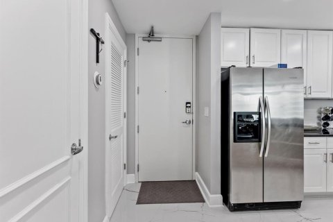 Снять в аренду кондоминиум в Орландо, Флорида 5 комнат, 116.59м2, № 1849838 - фото 8