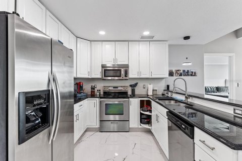 Снять в аренду кондоминиум в Орландо, Флорида 5 комнат, 116.59м2, № 1849838 - фото 9