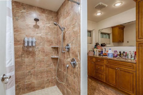 Casa en venta en Tampa, Florida, 4 dormitorios, 123.19 m2 № 1916116 - foto 20