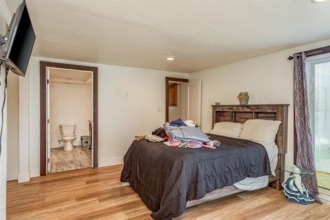 Casa en venta en Tampa, Florida, 4 dormitorios, 123.19 m2 № 1916116 - foto 12