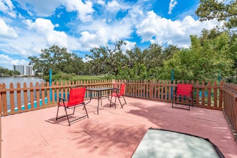 Casa en venta en Tampa, Florida, 4 dormitorios, 123.19 m2 № 1916116 - foto 28