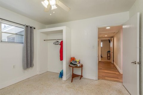 Casa en venta en Tampa, Florida, 4 dormitorios, 123.19 m2 № 1916116 - foto 17