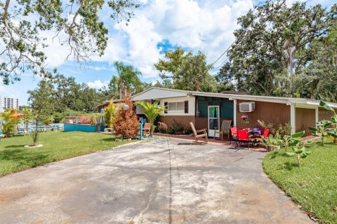 Casa en venta en Tampa, Florida, 4 dormitorios, 123.19 m2 № 1916116 - foto 2
