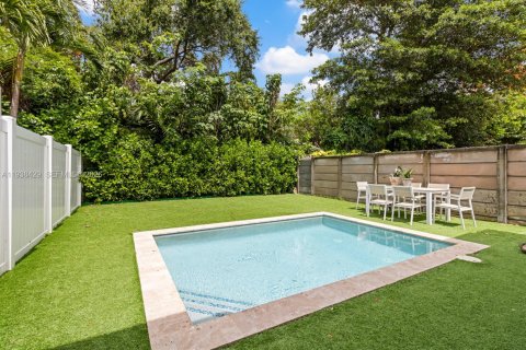 Touwnhouse à louer à Miami, Floride: 3 chambres, 244.8 m2 № 1996037 - photo 16