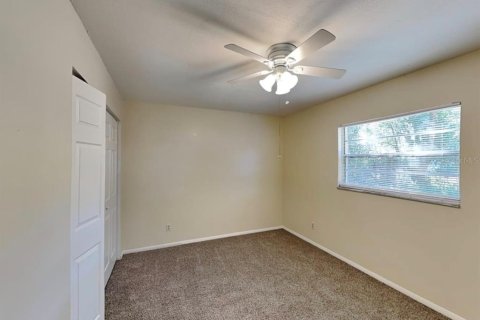 Villa ou maison à louer à Orlando, Floride: 3 chambres, 127.37 m2 № 2092396 - photo 5