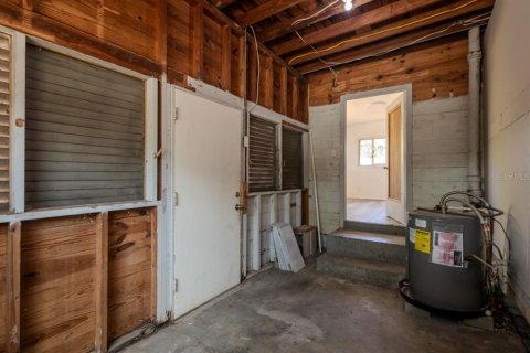 House in Saint Petersburg, Florida 3 bedrooms, 85.19 sq.m. № 2122811 - photo 11