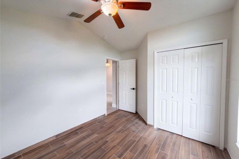 Villa ou maison à vendre à Kissimmee, Floride: 4 chambres, 169.27 m2 № 2425969 - photo 17