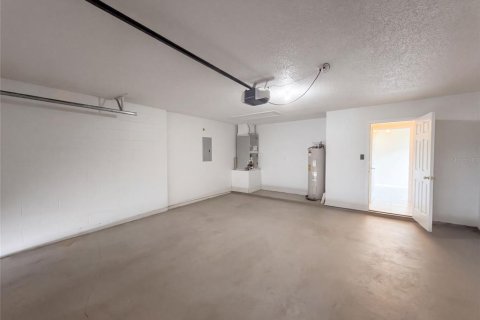 Villa ou maison à vendre à Kissimmee, Floride: 4 chambres, 169.27 m2 № 2425969 - photo 27