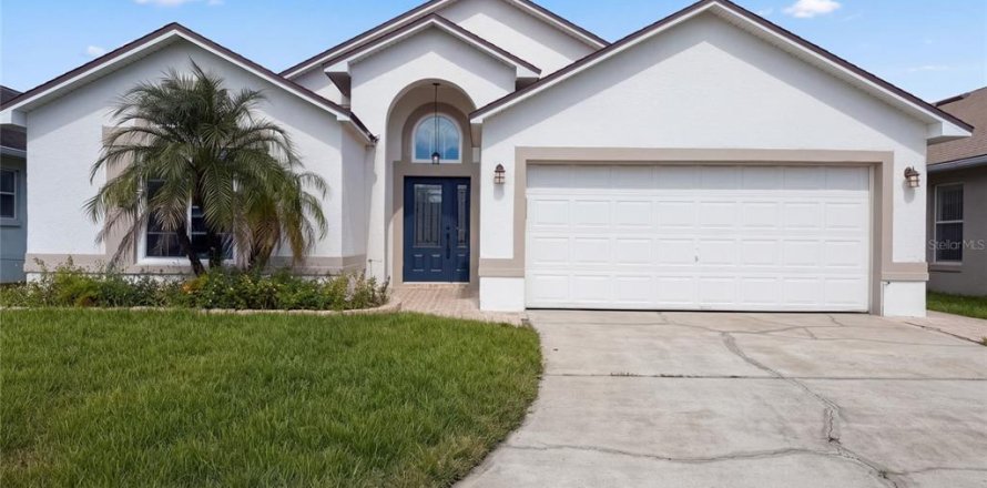 Villa ou maison à Kissimmee, Floride 4 chambres, 169.27 m2 № 2425969