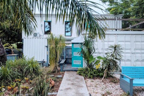 Casa en alquiler en Tampa, Florida, 2 dormitorios, 101.82 m2 № 1772181 - foto 13