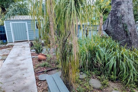 Casa en alquiler en Tampa, Florida, 2 dormitorios, 101.82 m2 № 1772181 - foto 11