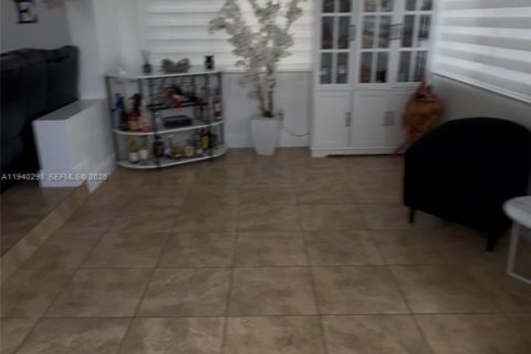 Villa ou maison à vendre à Homestead, Floride: 3 chambres, 106.65 m2 № 2152695 - photo 4