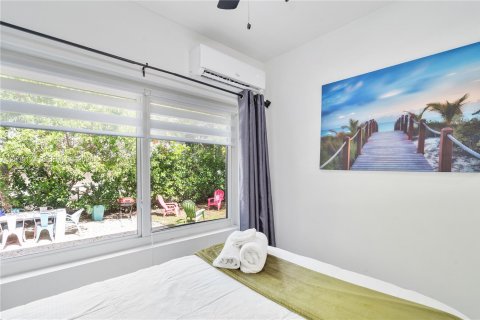 Appartement à louer à Miami, Floride: 2 chambres, 260.68 m2 № 2089426 - photo 25