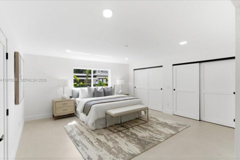 House in Miami, Florida 4 bedrooms, 216.56 sq.m. № 2031023 - photo 17