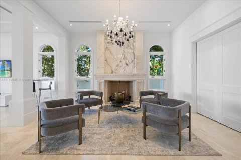 Casa en venta en Miami Beach, Florida, 6 dormitorios, 812.71 m2 № 1977767 - foto 10