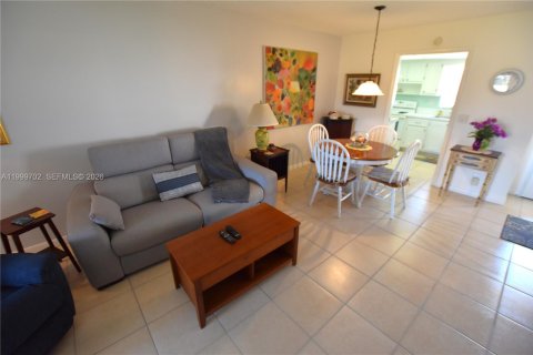 Villa ou maison à vendre à West Palm Beach, Floride: 1 chambre, 61.5 m2 № 2067007 - photo 5