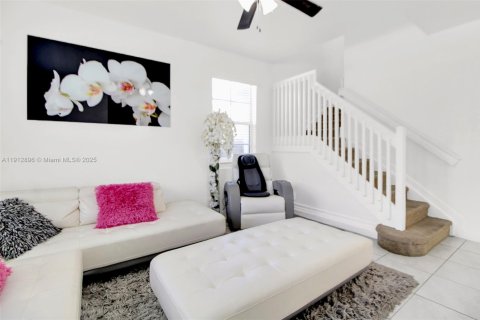 Villa ou maison à vendre à Homestead, Floride: 4 chambres, 210.33 m2 № 1969441 - photo 16