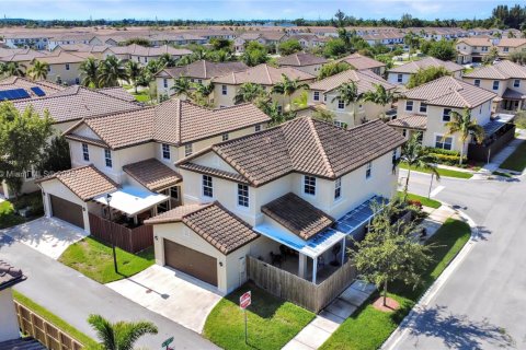 Villa ou maison à vendre à Homestead, Floride: 4 chambres, 210.33 m2 № 1969441 - photo 10