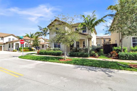 Villa ou maison à vendre à Homestead, Floride: 4 chambres, 210.33 m2 № 1969441 - photo 13