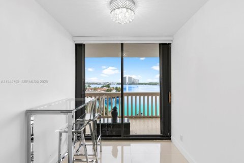 Купить кондоминиум в Авентура, Флорида 2 спальни, 125.42м2, № 2003439 - фото 5