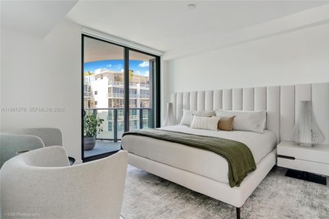 Condo in Bay Harbor Islands, Florida, 3 bedrooms  № 2044349 - photo 16