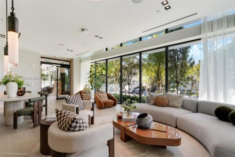 Condo in Bay Harbor Islands, Florida, 3 bedrooms  № 2044349 - photo 9