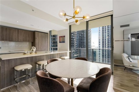 Copropriété à louer à Miami, Floride: 3 chambres, 134.71 m2 № 2076126 - photo 10