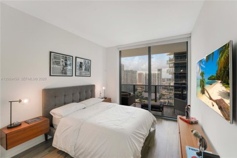 Copropriété à louer à Miami, Floride: 3 chambres, 134.71 m2 № 2076126 - photo 17