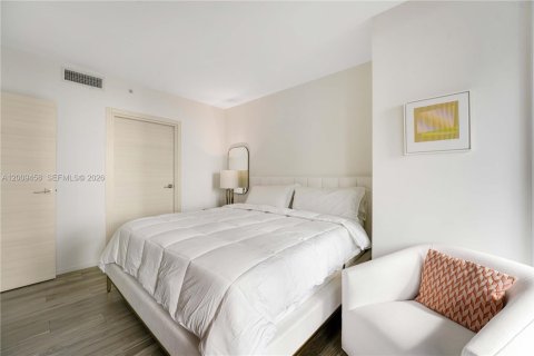 Copropriété à louer à Miami, Floride: 3 chambres, 134.71 m2 № 2076126 - photo 18