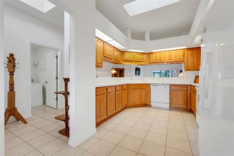 House in Leesburg, Florida 2 bedrooms, 150.69 sq.m. № 1687069 - photo 11
