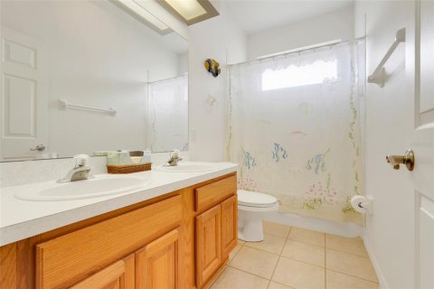 House in Leesburg, Florida 2 bedrooms, 150.69 sq.m. № 1687069 - photo 20