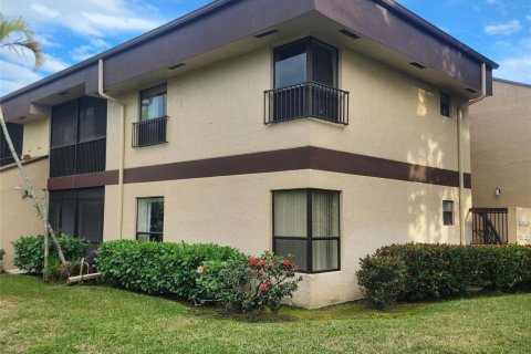 Condo in Coconut Creek, Florida, 2 bedrooms  № 2087106
