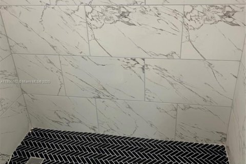 Villa ou maison à louer à Fort Lauderdale, Floride: 3 chambres, 89.19 m2 № 1878692 - photo 4