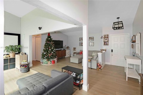 Casa en venta en Davie, Florida, 3 dormitorios, 124.95 m2 № 1995251 - foto 10