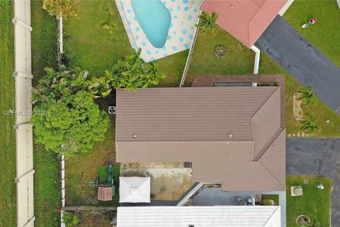 Casa en venta en Davie, Florida, 3 dormitorios, 124.95 m2 № 1995251 - foto 3