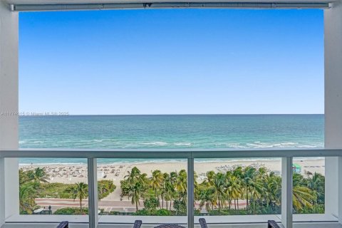 Copropriété à vendre à Miami Beach, Floride: 2 chambres, 135.73 m2 № 1868187 - photo 9