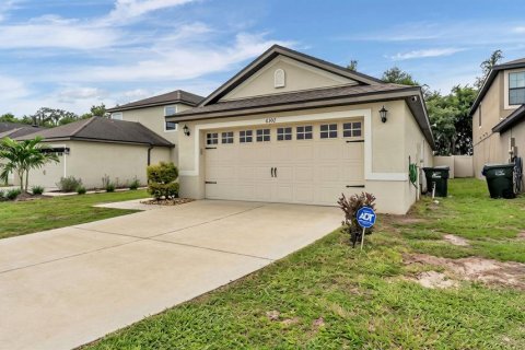 Villa ou maison à vendre à Lakeland, Floride: 3 chambres, 140.75 m2 № 2280726 - photo 4