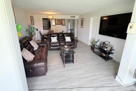 Copropriété à vendre à Margate, Floride: 2 chambres, 92.9 m2 № 2084589 - photo 12