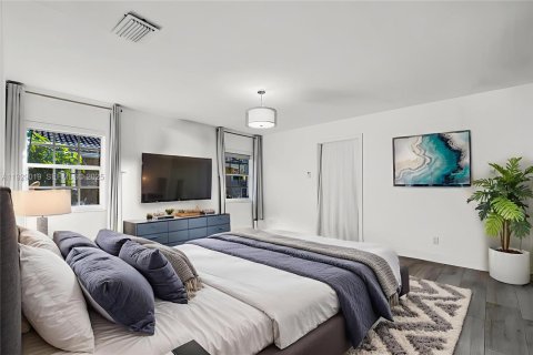 Villa ou maison à vendre à Hollywood, Floride: 6 chambres, 297.57 m2 № 1991523 - photo 20