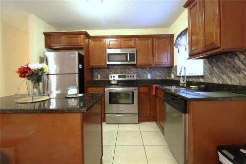 Casa en alquiler en Orlando, Florida, 3 dormitorios, 92.9 m2 № 1787623 - foto 11