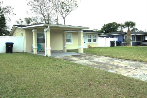Casa en alquiler en Orlando, Florida, 3 dormitorios, 92.9 m2 № 1787623 - foto 1
