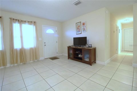 Casa en alquiler en Orlando, Florida, 3 dormitorios, 92.9 m2 № 1787623 - foto 4
