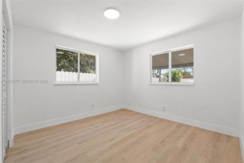 Casa en venta en Miami, Florida, 3 dormitorios, 80.82 m2 № 1994405 - foto 16