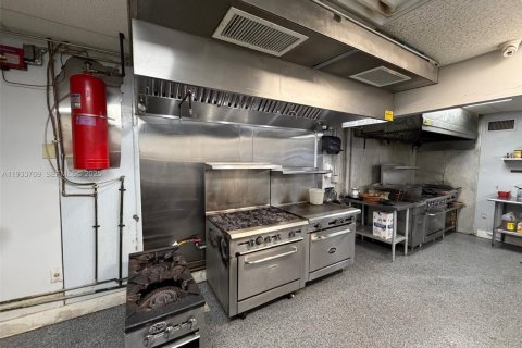 Immobilier commercial à Miami, Floride № 2152487