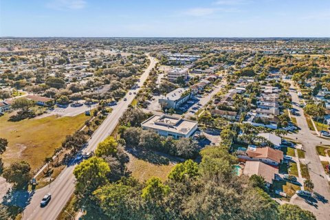 Propiedad comercial en venta en Davie, Florida № 2005312 - foto 5