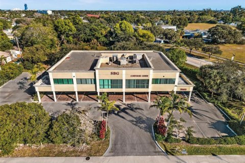 Propiedad comercial en Davie, Florida № 2005312