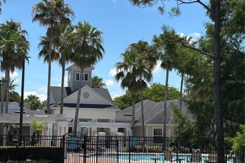 Condominio en Winter Garden, Florida, 2 dormitorios  № 2100878